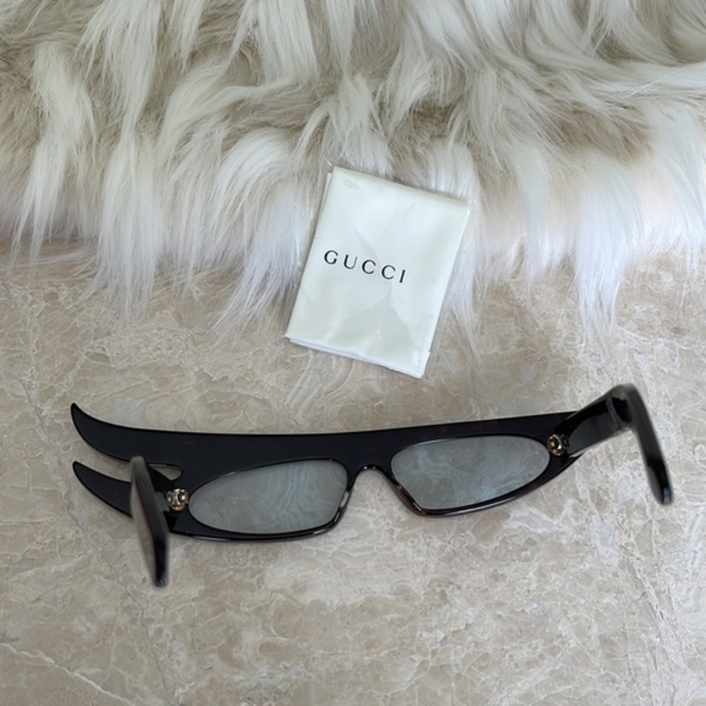 Gucci Bad Bunny wore these on his music video 100% authentic - Picture 11 of 12